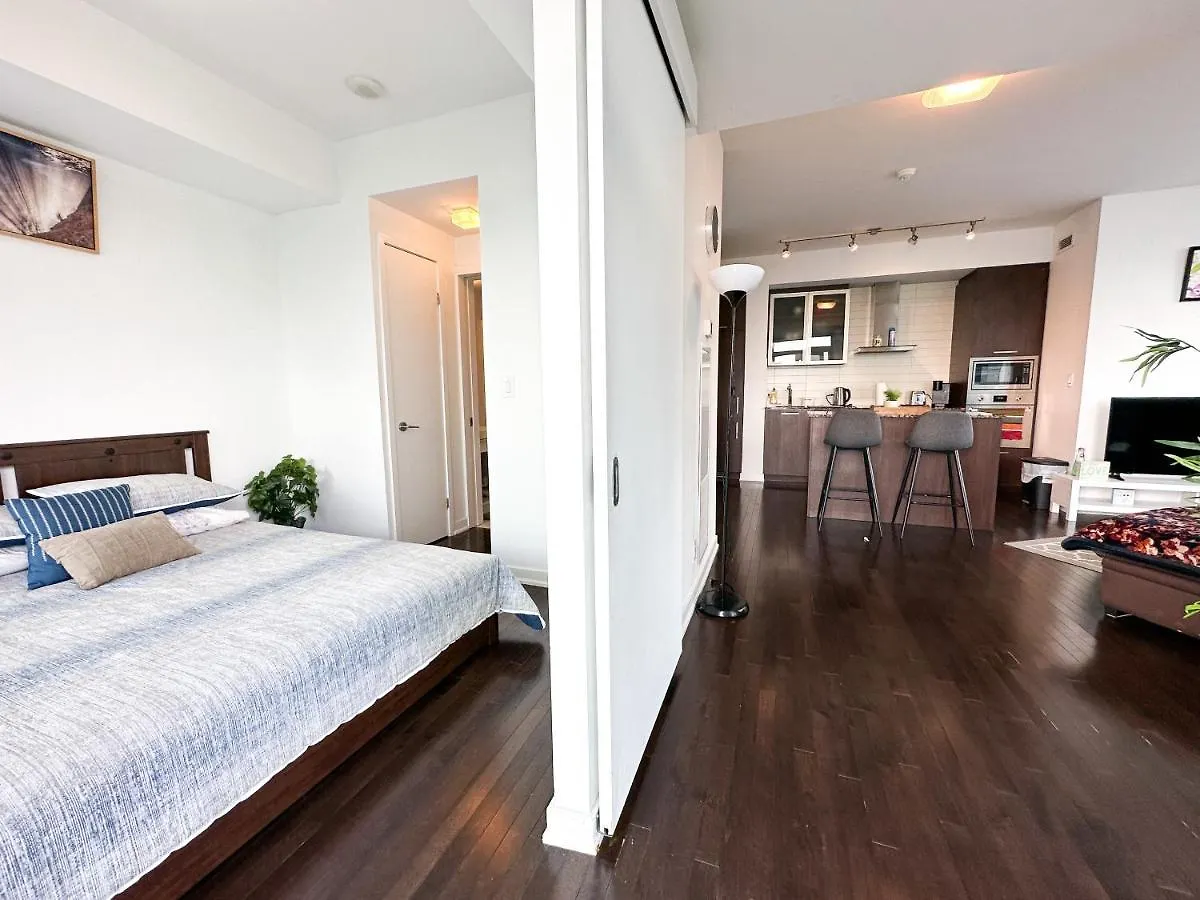 Luxury 2 Bedrooms With Lakeview Cn Tower Entertainment District Rogers Centre Toronto 0*,  Canada